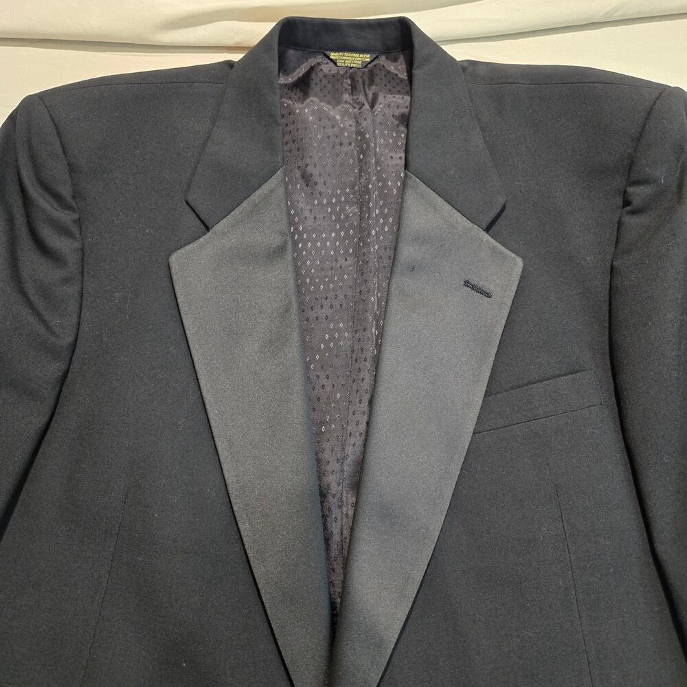 Vtg 80s Halston Tuxedo Jacket Black Wool Satin Made in USA Chest Size 42 - Picture 2 of 8